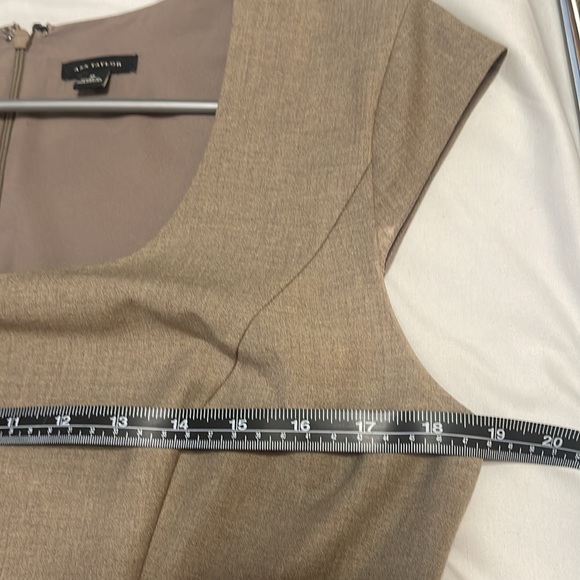 Ann Taylor Classic Cap Sleeves Dress - Picture 14 of 14